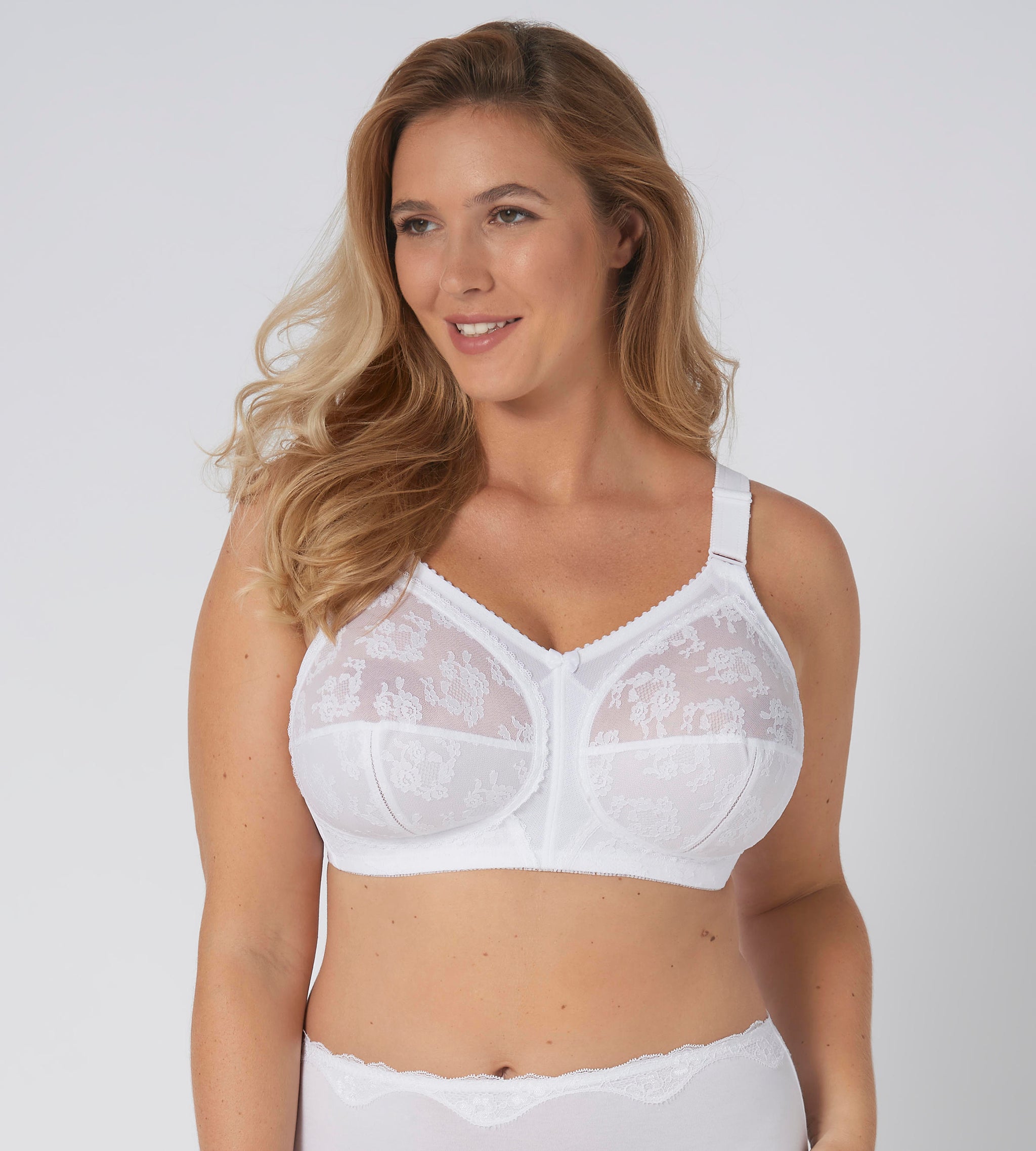 Triumph Doreen X Classic Full Cup Non Wired Bra 10166213 - White - The  Labels Outlet